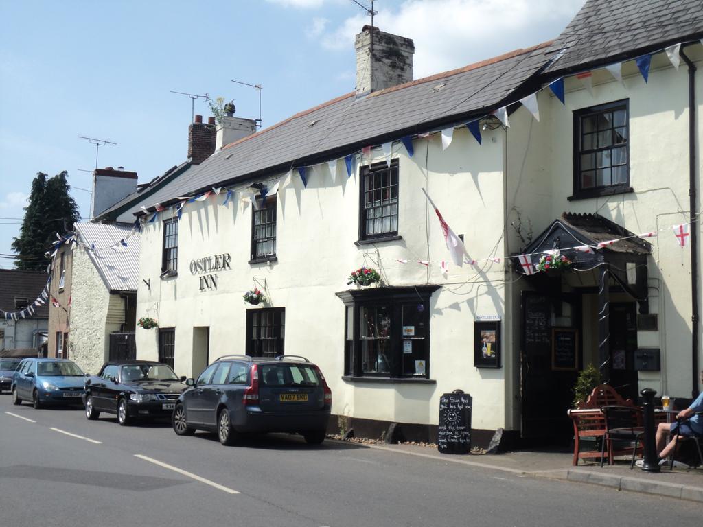Ostler Inn Uffculme エクステリア 写真